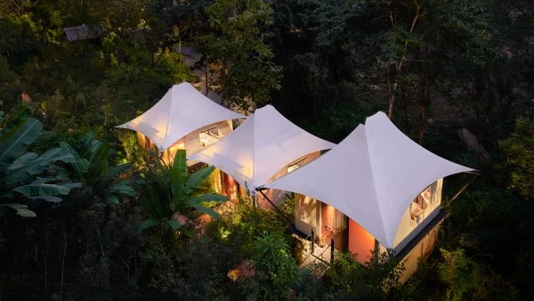 romantic places to stay near me